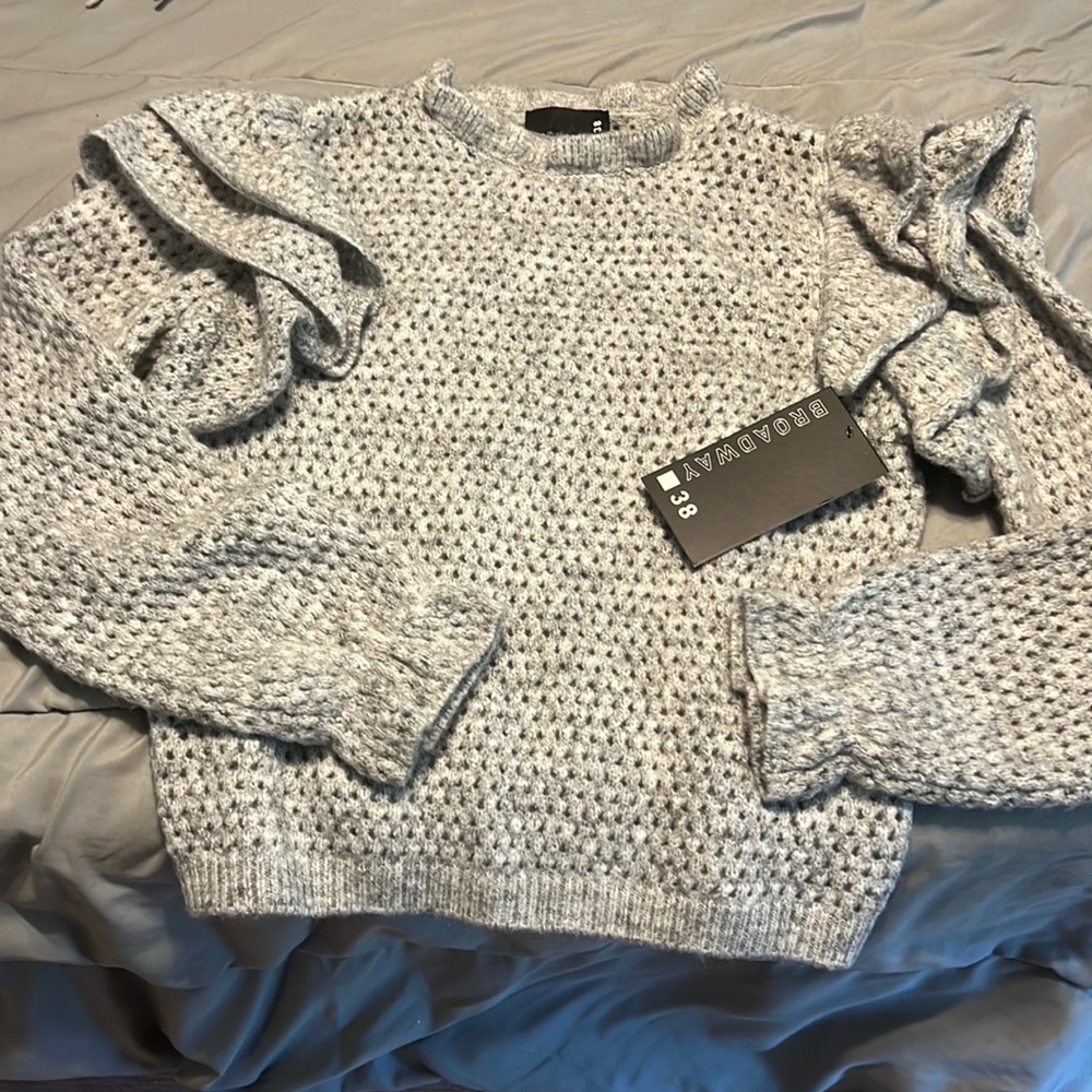 New w/tags - Grey Ruffle Sweater - Medium